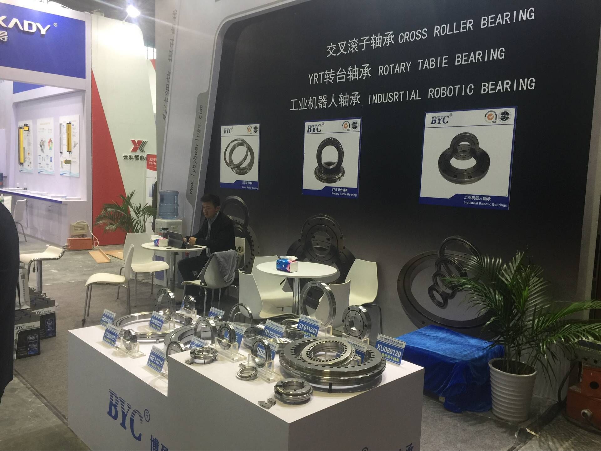 午夜国产在线观看 午夜国产在线观看